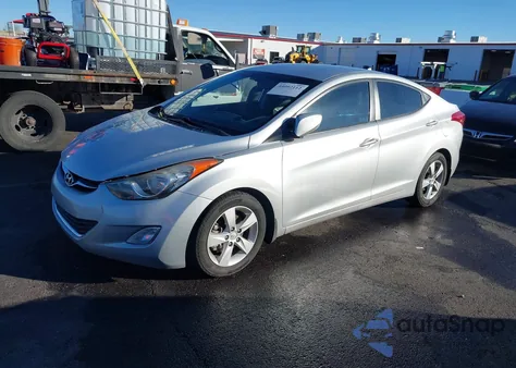 2013 Hyundai Elantra Gls/Limited from USA, damaged, VIN 5NPDH4AE0DH177166